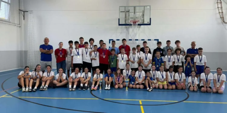 Pehari, medalje i reprezentativni poziv obilježili kraj sezone u KK „Krajišnik“