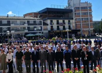 U Velikoj Kladuši svečanim programom završeno obilježavanje Dana policije USK