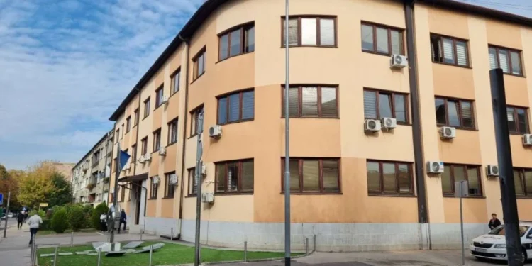 Jedna osoba ubijena, jedna povrijeđena u pucnjavi u Banovićima
