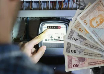 Produžene subvencije za struju, evo ko ima pravo na niže račune