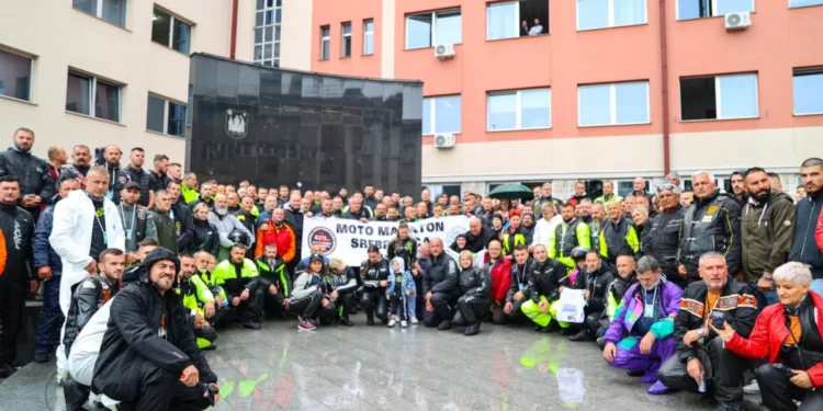 Iz Bihaća prema Potočarima krenula kolona učesnika 15. Moto maratona