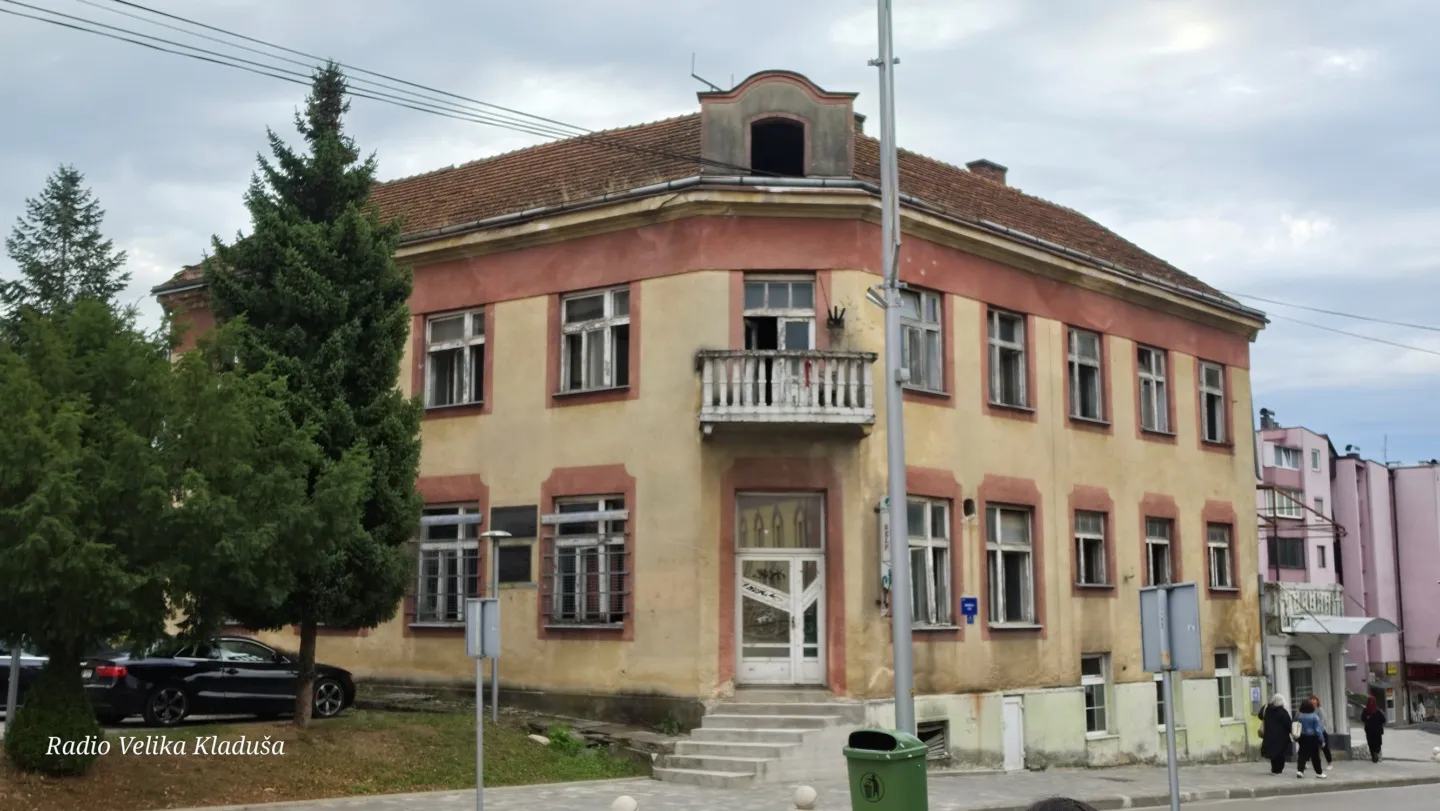 Općinski sud Velika Kladuša: Odgođeno ročište za prvu prodaju Starog hotela putem javnog nadmetanja