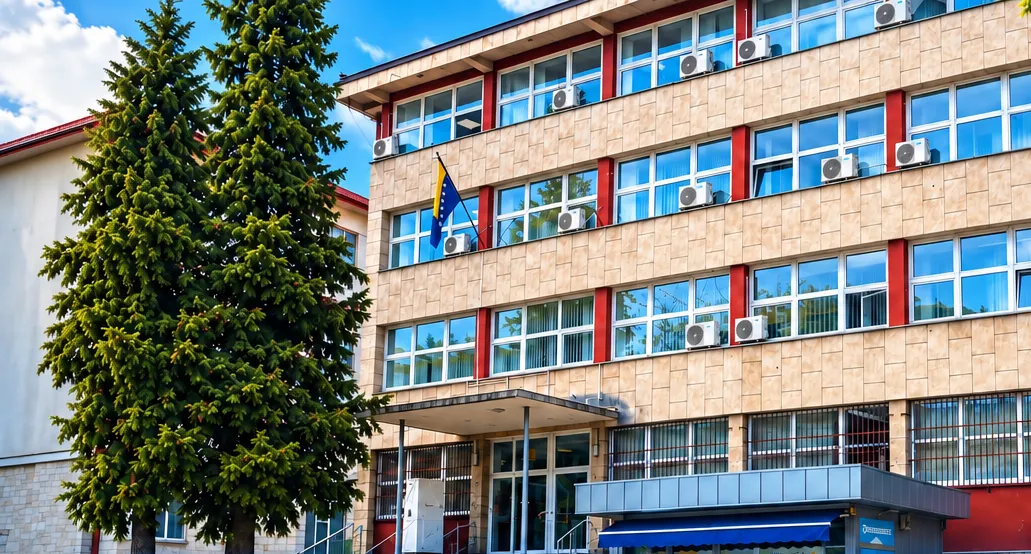 49-godišnjaku iz Velike Kladuše određen pritvor zbog uzgoja plantaže kanabisa